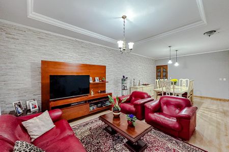 Casa à venda com 290m², 3 quartos e 3 vagasSala