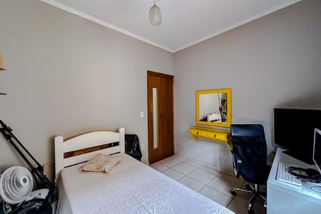 Casa à venda com 290m², 3 quartos e 3 vagasQuarto 2