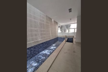 Studio à venda com 34m², 1 quarto e sem vaga Studio à venda com 34m², 1 quarto e sem vagaÁrea comum - Piscina