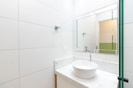 Apartamento à venda com 69m², 2 quartos e 2 vagas Apartamento à venda com 69m², 2 quartos e 2 vagasBanheiro da Suíte 2