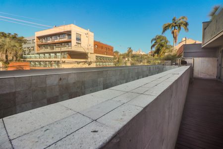 Apartamento à venda com 374m², 3 quartos e 4 vagasGarden - Piscina