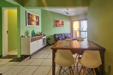 Apartamento para alugar com 72m², 2 quartos e 1 vagaSala