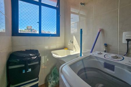 Apartamento para alugar com 72m², 2 quartos e 1 vagaÁrea de serviço