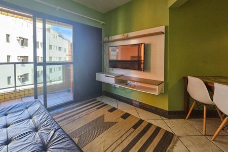 Apartamento para alugar com 72m², 2 quartos e 1 vagaSala