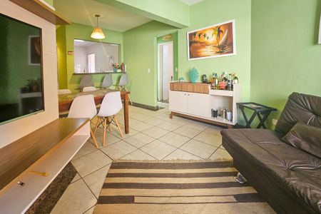 Apartamento para alugar com 72m², 2 quartos e 1 vagaSala