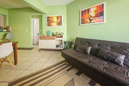 Apartamento para alugar com 72m², 2 quartos e 1 vagaSala