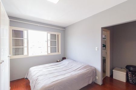 Casa à venda com 140m², 3 quartos e 3 vagasSuíte