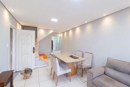 Casa à venda com 140m², 3 quartos e 3 vagasSala