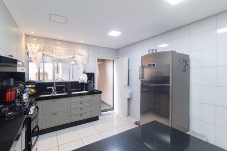 Casa à venda com 140m², 3 quartos e 3 vagasCozinha