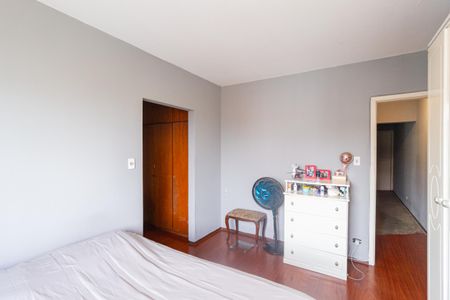 Casa à venda com 140m², 3 quartos e 3 vagasSuíte