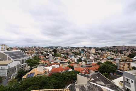 Apartamento à venda com 180m², 3 quartos e 2 vagas Apartamento à venda com 180m², 3 quartos e 2 vagasVista