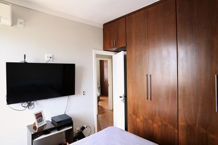 Apartamento à venda com 180m², 3 quartos e 2 vagas Apartamento à venda com 180m², 3 quartos e 2 vagasQuarto 2