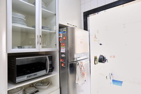 Apartamento à venda com 180m², 3 quartos e 2 vagas Apartamento à venda com 180m², 3 quartos e 2 vagasCozinha