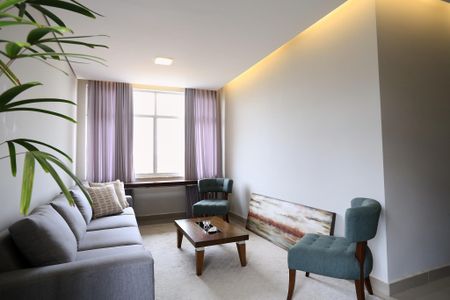 Apartamento à venda com 180m², 3 quartos e 2 vagas Apartamento à venda com 180m², 3 quartos e 2 vagasSala