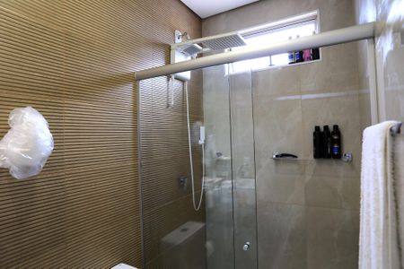 Apartamento à venda com 180m², 3 quartos e 2 vagas Apartamento à venda com 180m², 3 quartos e 2 vagasBanheiro
