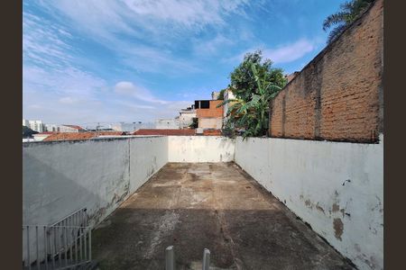 Casa à venda com 331m², 2 quartos e 9 vagas Casa à venda com 331m², 2 quartos e 9 vagasVista Quarto 3