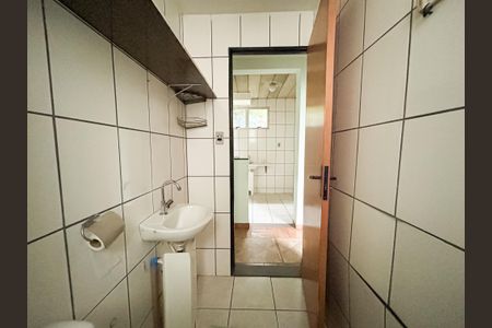 Apartamento à venda com 47m², 2 quartos e 1 vaga Apartamento à venda com 47m², 2 quartos e 1 vagaBanheiro Social
