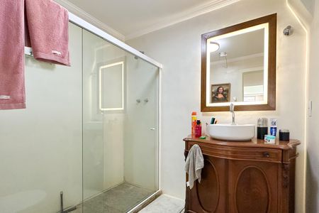 Apartamento à venda com 97m², 2 quartos e 1 vaga Apartamento à venda com 97m², 2 quartos e 1 vagaBanheiro Social