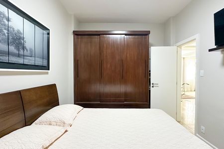 Apartamento à venda com 97m², 2 quartos e 1 vaga Apartamento à venda com 97m², 2 quartos e 1 vagaQuarto 02