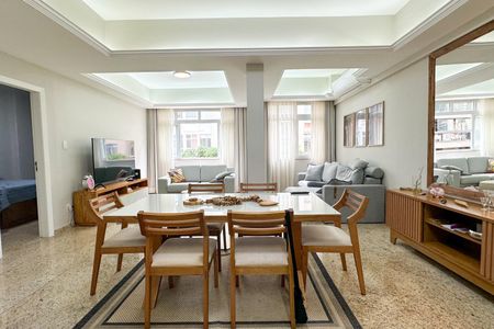 Apartamento à venda com 97m², 2 quartos e 1 vaga Apartamento à venda com 97m², 2 quartos e 1 vagaSala