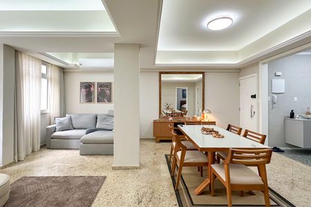 Apartamento à venda com 97m², 2 quartos e 1 vaga Apartamento à venda com 97m², 2 quartos e 1 vagaSala