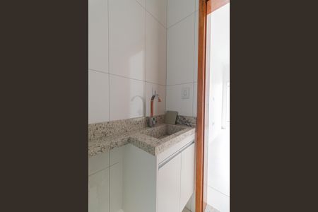 Casa à venda com 185m², 3 quartos e 4 vagasBanheiro Suíte 1