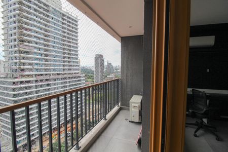 Apartamento para alugar com 38m², 1 quarto e sem vaga Apartamento para alugar com 38m², 1 quarto e sem vagaVaranda