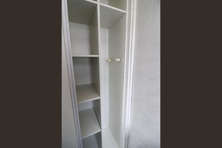 Apartamento para alugar com 38m², 1 quarto e sem vaga Apartamento para alugar com 38m², 1 quarto e sem vagaBanheiro