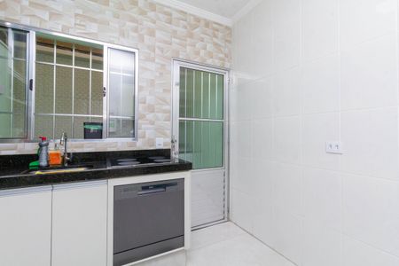Casa de condomínio à venda com 67m², 2 quartos e 1 vaga Casa de condomínio à venda com 67m², 2 quartos e 1 vagaCozinha