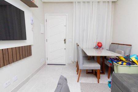 Casa de condomínio à venda com 67m², 2 quartos e 1 vaga Casa de condomínio à venda com 67m², 2 quartos e 1 vagaSala