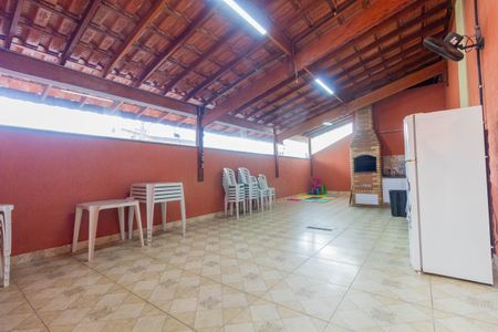 Casa de condomínio à venda com 67m², 2 quartos e 1 vaga Casa de condomínio à venda com 67m², 2 quartos e 1 vagaÁrea comum - Salão de festas