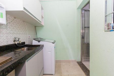 Casa de condomínio à venda com 67m², 2 quartos e 1 vaga Casa de condomínio à venda com 67m², 2 quartos e 1 vagaÁrea de Serviço
