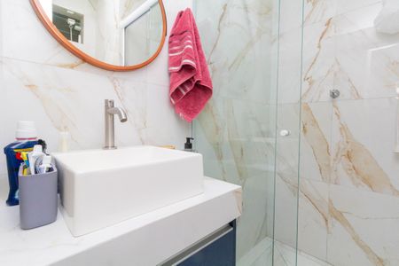 Casa de condomínio à venda com 67m², 2 quartos e 1 vaga Casa de condomínio à venda com 67m², 2 quartos e 1 vagaBanheiro 1