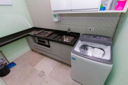 Casa de condomínio à venda com 67m², 2 quartos e 1 vaga Casa de condomínio à venda com 67m², 2 quartos e 1 vagaÁrea de Serviço