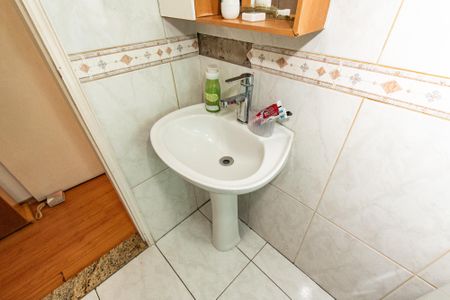 Casa à venda com 164m², 3 quartos e 4 vagas Casa à venda com 164m², 3 quartos e 4 vagasBanheiro da suíte