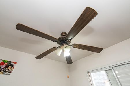 Casa à venda com 164m², 3 quartos e 4 vagas Casa à venda com 164m², 3 quartos e 4 vagasQuarto 1