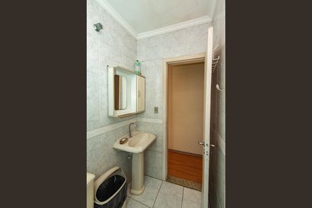 Casa à venda com 164m², 3 quartos e 4 vagas Casa à venda com 164m², 3 quartos e 4 vagasBanheiro