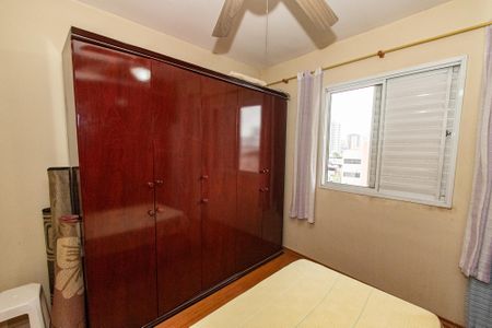 Casa à venda com 164m², 3 quartos e 4 vagas Casa à venda com 164m², 3 quartos e 4 vagasQuarto 2