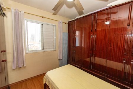 Casa à venda com 164m², 3 quartos e 4 vagas Casa à venda com 164m², 3 quartos e 4 vagasQuarto 2