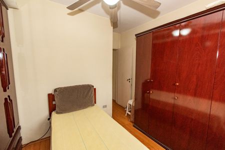 Casa à venda com 164m², 3 quartos e 4 vagas Casa à venda com 164m², 3 quartos e 4 vagasQuarto 2