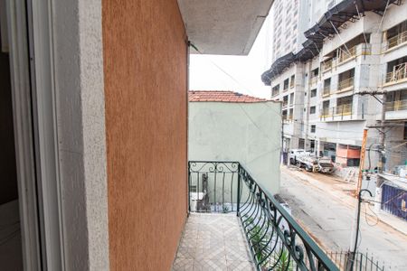 Casa à venda com 164m², 3 quartos e 4 vagas Casa à venda com 164m², 3 quartos e 4 vagasVaranda da suíte