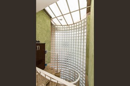 Casa à venda com 164m², 3 quartos e 4 vagas Casa à venda com 164m², 3 quartos e 4 vagasCorredor