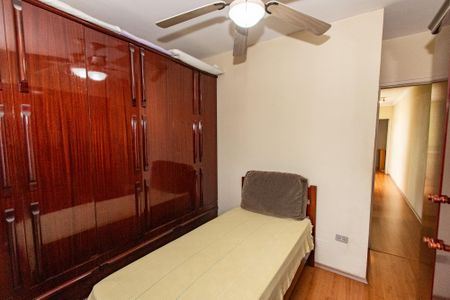 Casa à venda com 164m², 3 quartos e 4 vagas Casa à venda com 164m², 3 quartos e 4 vagasQuarto 2