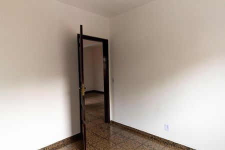 Casa para alugar com 100m², 2 quartos e 1 vagaQuarto 1