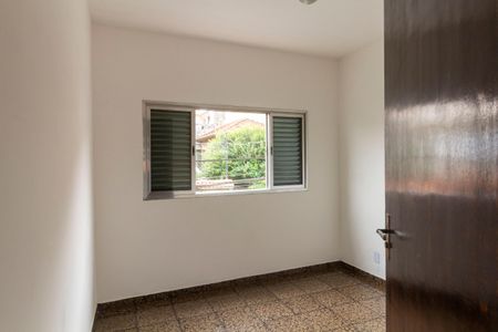 Casa para alugar com 100m², 2 quartos e 1 vagaQuarto 1