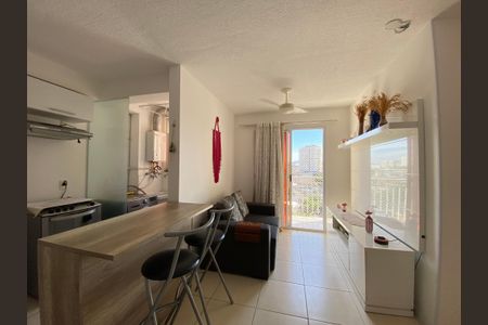Apartamento para alugar com 50m², 2 quartos e 1 vagaSala