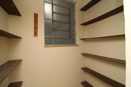 Armário - Sala de apartamento para alugar com 2 quartos, 110m² em Tauá, Rio de Janeiro