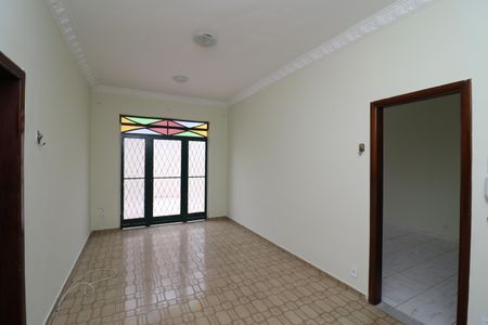 Sala de apartamento para alugar com 2 quartos, 110m² em Tauá, Rio de Janeiro