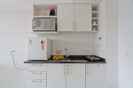 Studio para alugar com 25m², 1 quarto e sem vaga Studio para alugar com 25m², 1 quarto e sem vagaCozinha