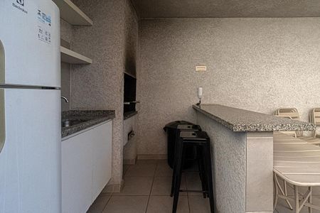 Apartamento para alugar com 31m², 1 quarto e sem vagaÁrea comum - Churrasqueira